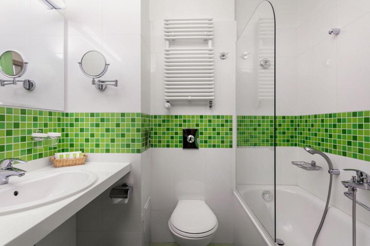 Double or Twin Room Spa Classic,834335993:JPEG