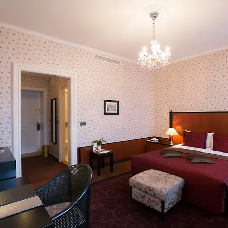 Grandhotel Pupp-2